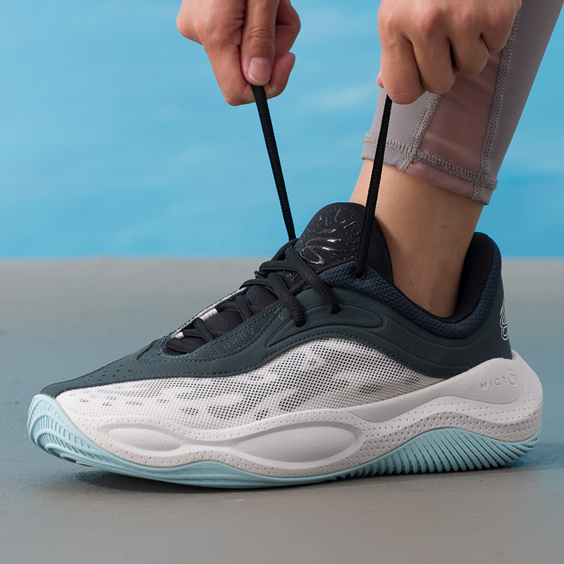 Under Armour Men's Sports Shoe - Men Shoes Under Armour review and price